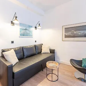 Belle Renovation Moderne Au Coeur Du Panier , Marsiglia Francia