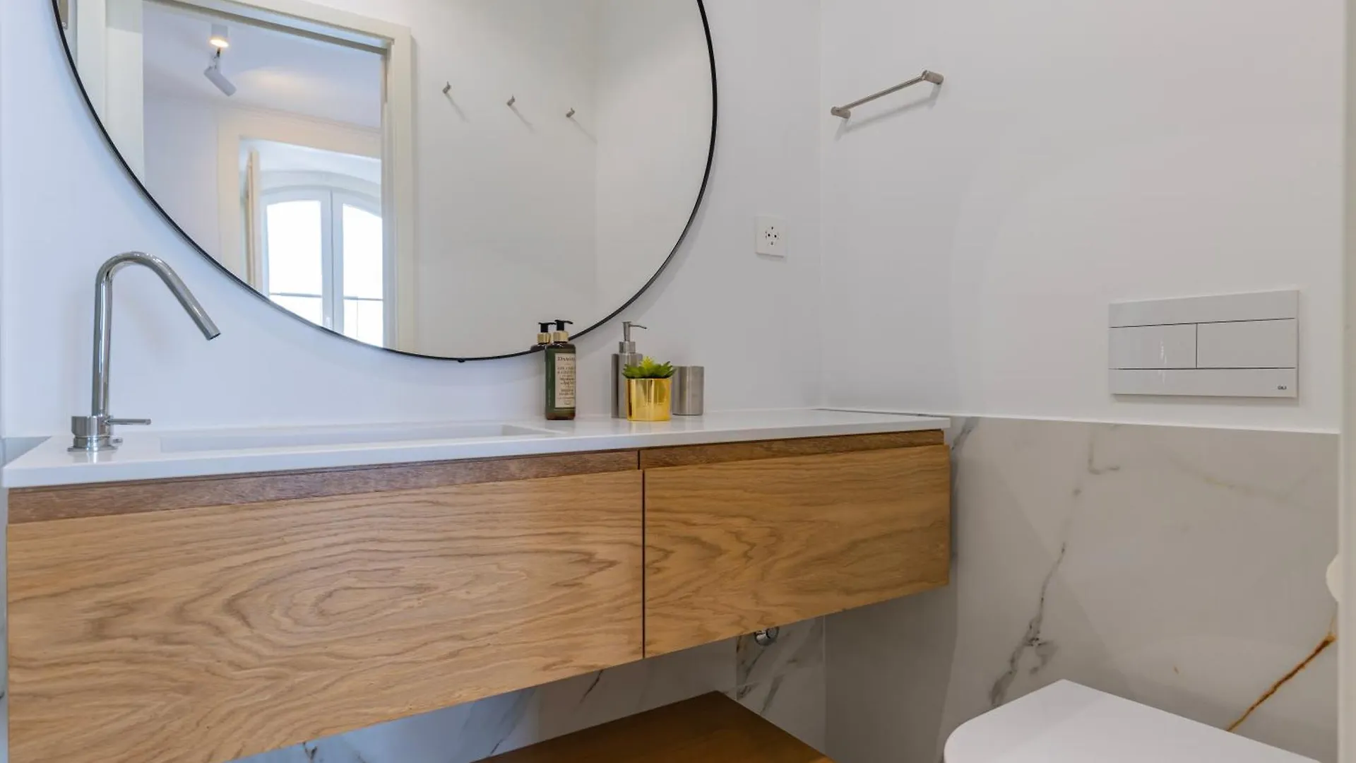 Figueira Quality Apartments By Lovelystay Lisboa 0*,